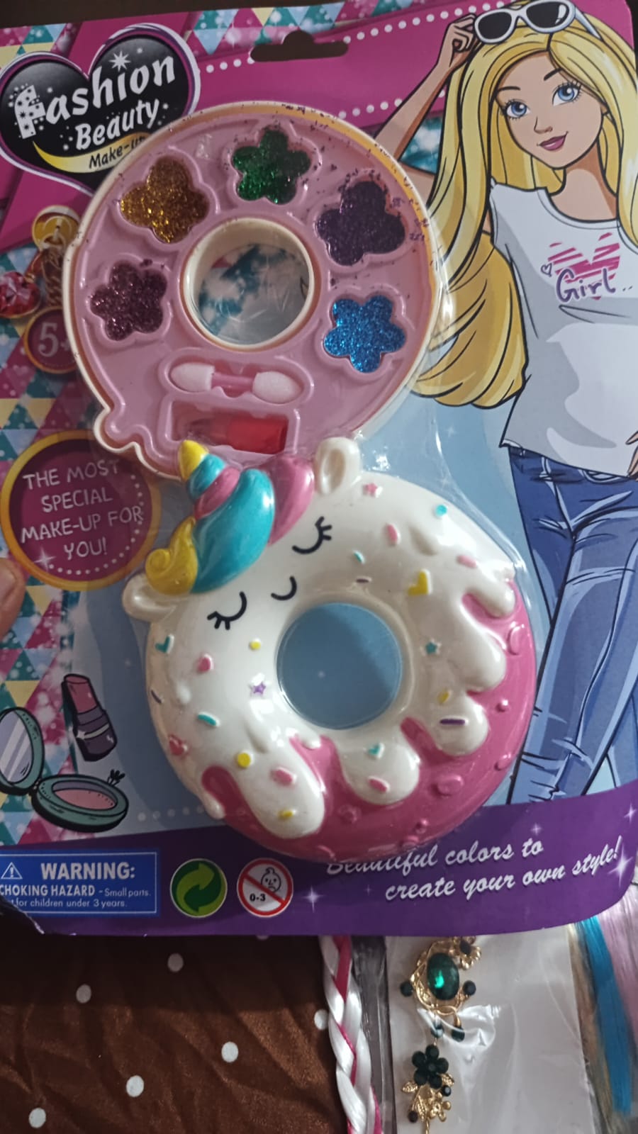 Unicorn Donut Makeup Palette – Kids Play Cosmetics Set